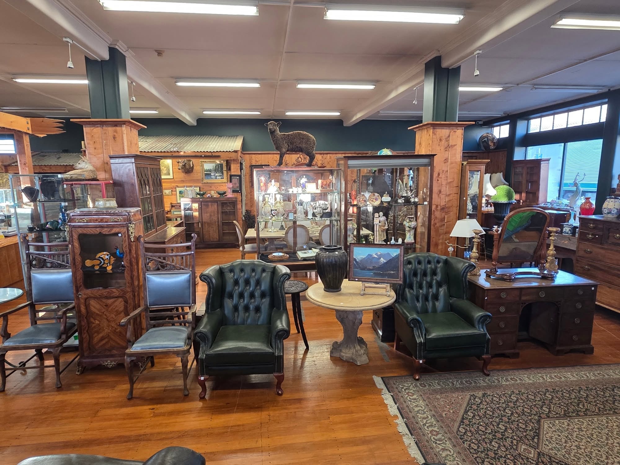 Proctor Auctions — Jewellery & Fine Art